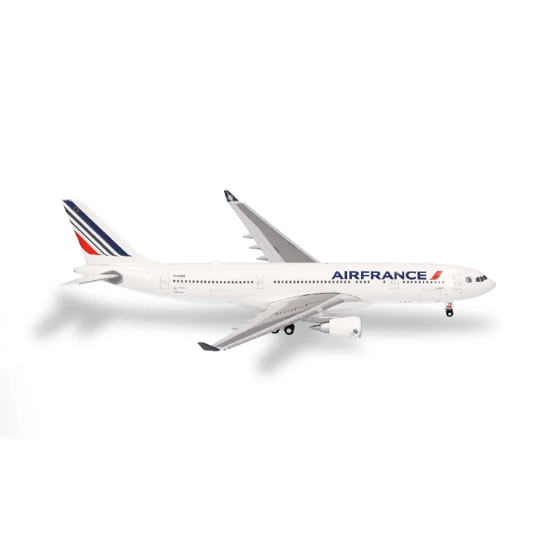 Solid Wood Dollhouse Models Toys with Detailed Interiors for Young Girls1/200 Air France Airbus A330-200