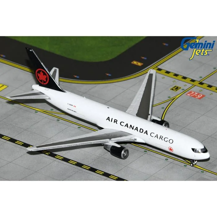 Hand - Assembled Solid Wood Spacecraft Models Toys for Space - Obsessed Teens1/400 Air Canada Cargo B767-300ERF C-GXHM