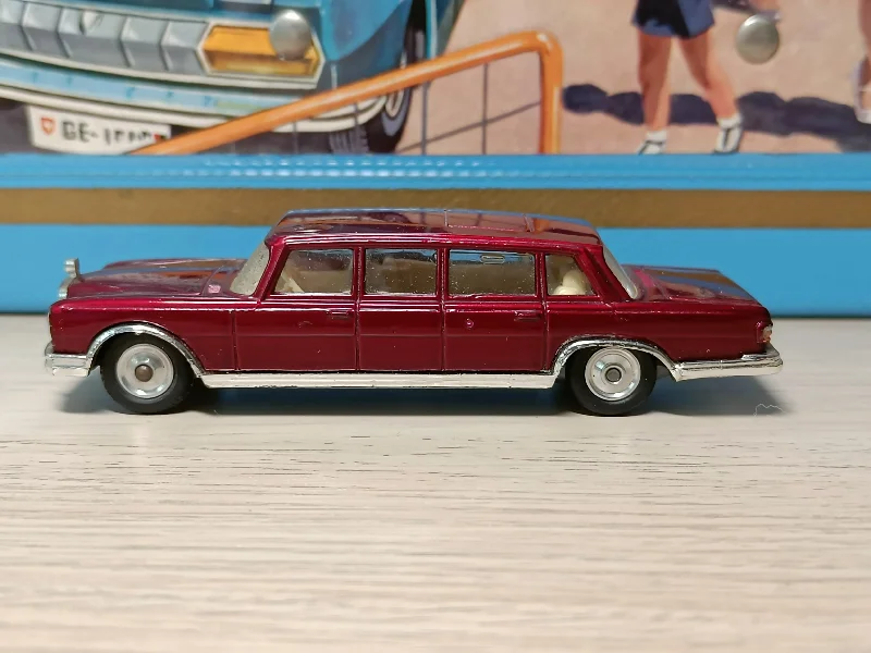 RC Helicopter with a Built - in Camera for Aerial Photography and Stunts247 Mercedes-Benz 600 Pullman in dark crimson